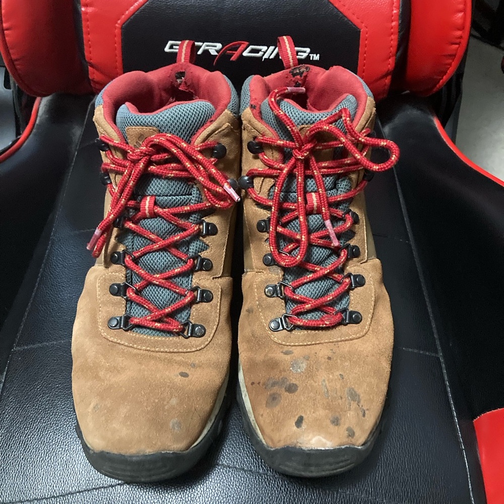 Columbia waterproof hiking boots